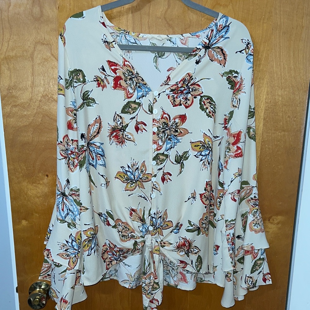 Source Unknown Cream Floral Blouse